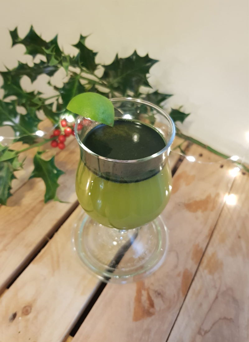 Cocktail sans alcool ananas citron vert
